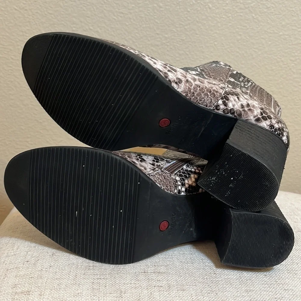BLONDO Nao Snake Print Ankle Bootie